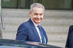 El expresidente del Gobierno José Luis Rodríguez Zapatero a su llegada a la Audiencia Nacional, a 17 de junio de 2026, en Madrid (España). - César Vallejo Rodríguez - Europa Press - Archivo
