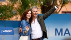 El presidente del PP, Alberto Núñez Feijóo, y la presidenta madrileña, Isabel Díaz Ayuso.