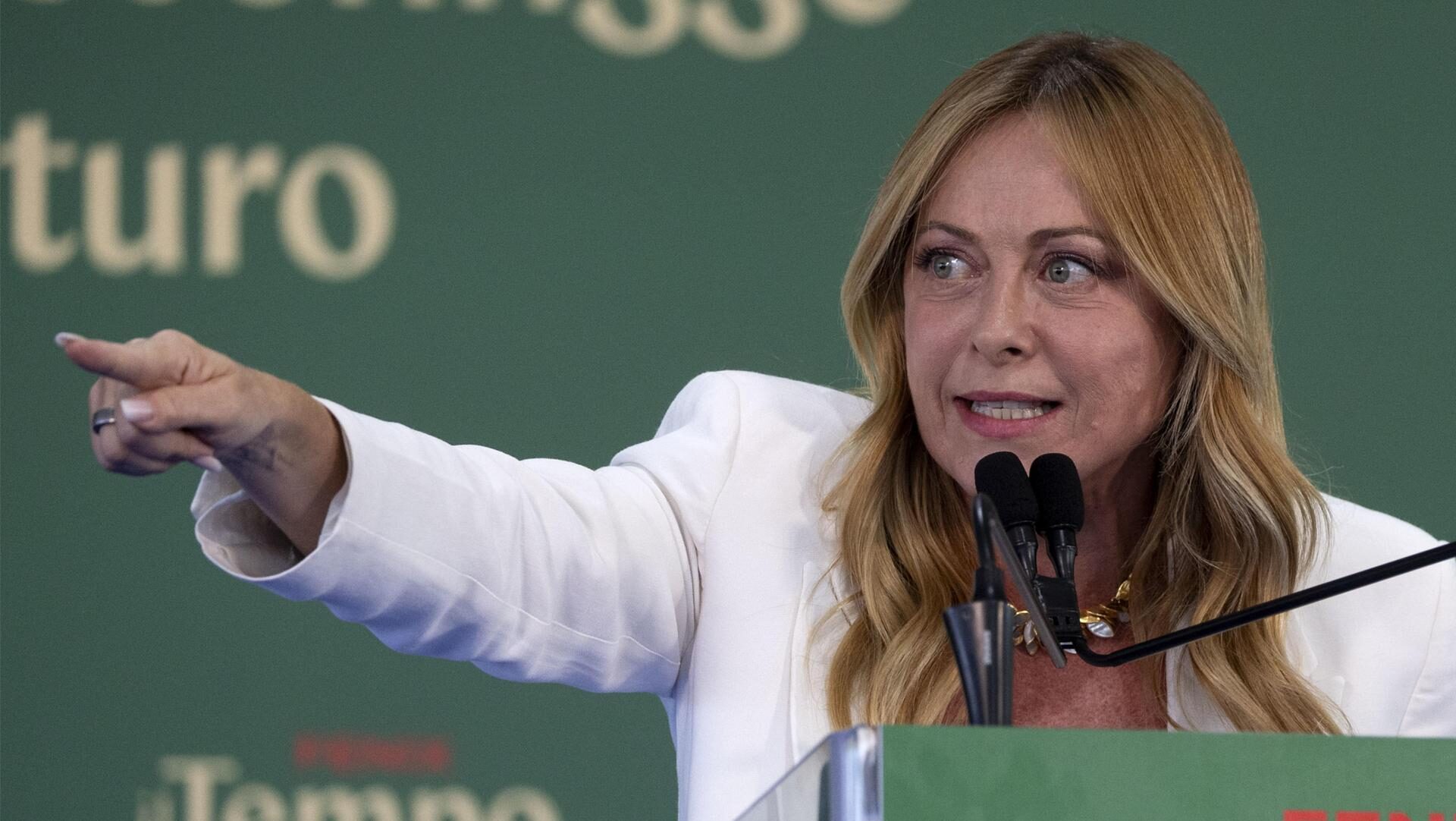 Rome (Italy), 20/09/2026.- Italian Prime Minister Giorgia Meloni speaks during the annual national youth festival 'Fenix, il tempo del coraggio,' organized by Gioventu Nazionale, the youth movement of the political party Fratelli d'Italia, in Rome, Italy, 20 September 2026. (Italia, Roma) EFE/EPA/MASSIMO PERCOSSI