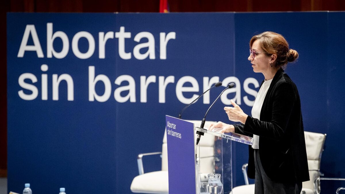 La ministra de Sanidad, Mónica García.