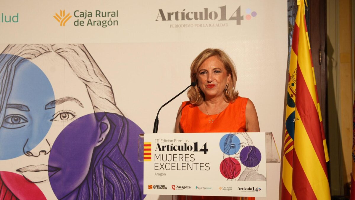 La rectora de la Universidad de Zaragoza, Rosa Bolea