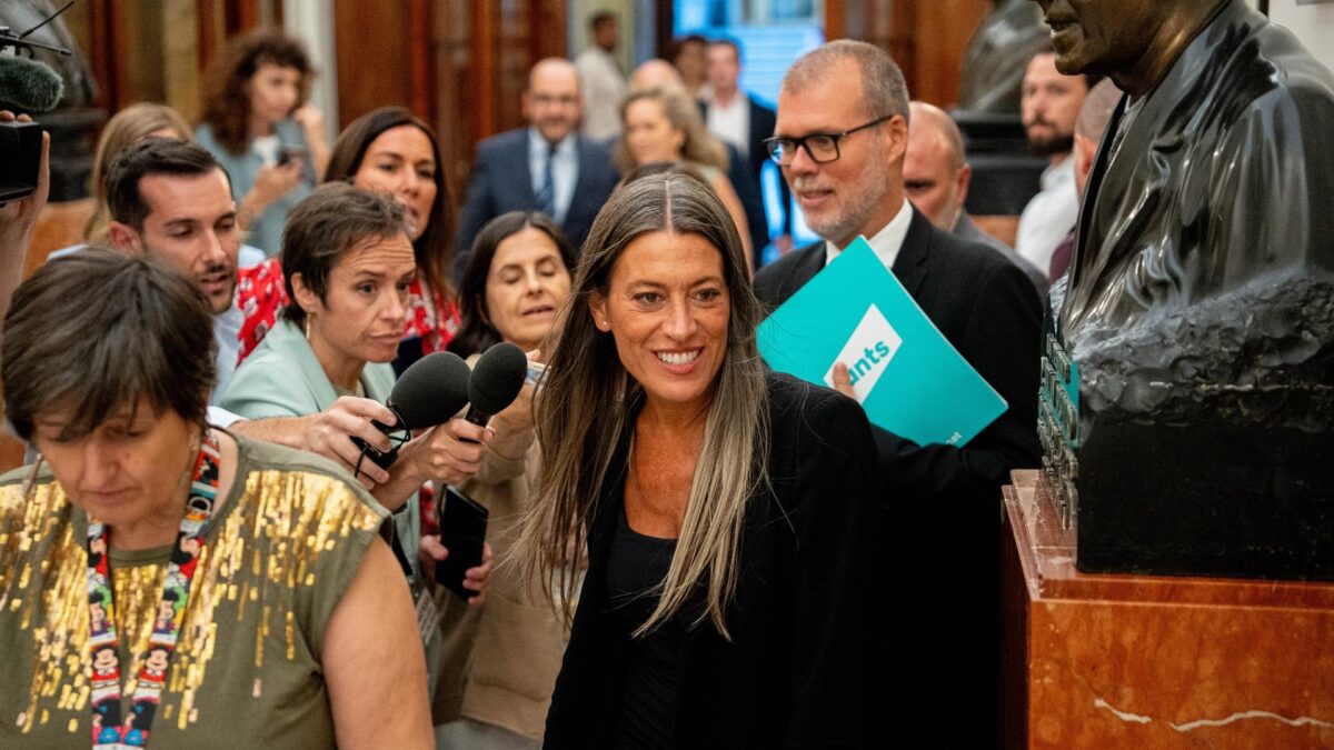 Nogueras en los pasillos del Congreso de los Diputados
