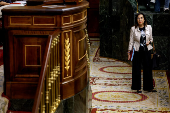 MADRID, 23/09/2026.- La ministra de Defensa, Margarita Robles durante la sesión de control al Gobierno celebrada este miércoles en el Congreso. EFE/Javier Lizón