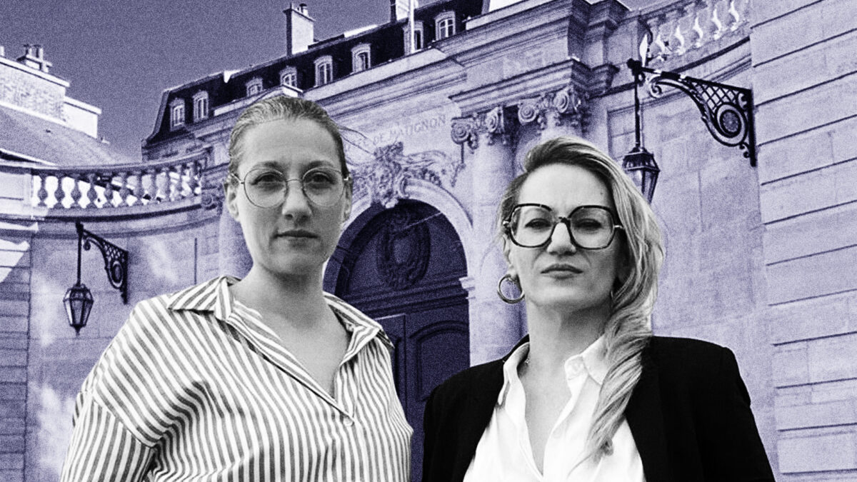 Elisabeth y Anne, frente a Matignon, sede del primer ministro de Francia