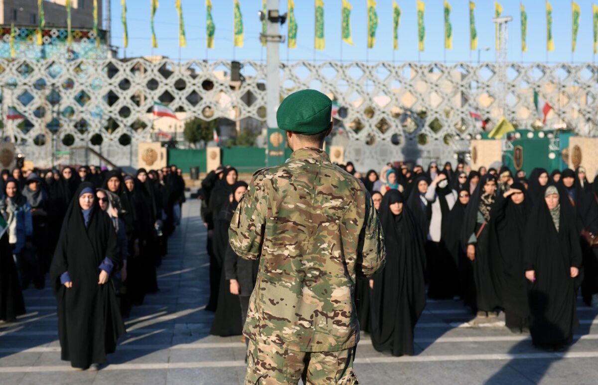 Irán