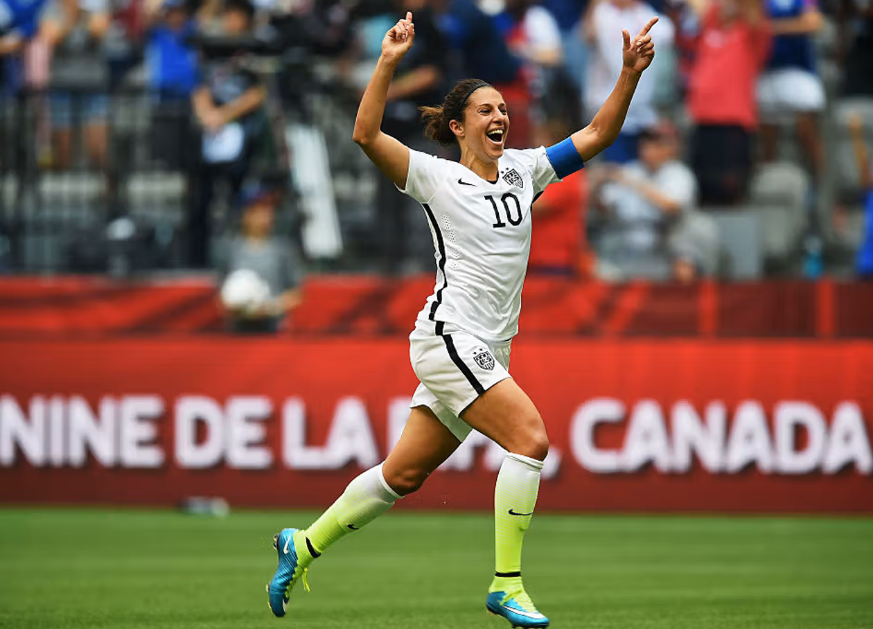 Carli Lloid durante un partido con la selección de Estados Unidos