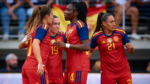 España hace valer su número uno y doblega a Estados Unidos
