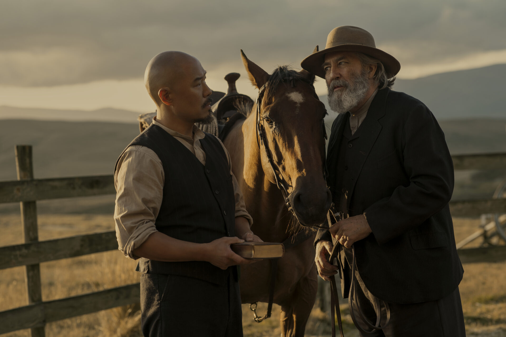 Ciarán Hinds interpreta a Samuel Hamilton