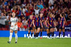 Athenea del Castillo tras uno de los goles encajados ante el FC Barcelona