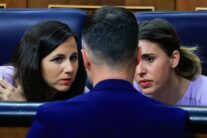 La izquierda alternativa acelera sus pactos a pocas horas de que expire el plazo