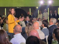 Miriam González presenta Democracia 21: “Venimos a limpiar España y a modernizarla”