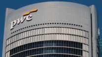 Nuevo logo en la Torre PwC