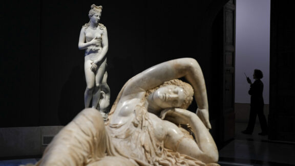 MADRID, 06/10/2026.-El Museo del Prado presenta, dentro de la programación de conmemoración del IV centenario del nacimiento de la reina Cristina de Suecia, parte del conjunto escultórico que la monarca reunió en Roma, y fue adquirido posteriormente por Isabel de Farnesio. EFE/ Borja Sanchez-trillo