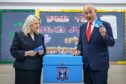 Elecciones en Israel: la mayoría de los israelíes apoya al bloque anti-Netanyahu, pero el Likud es el partido más votado