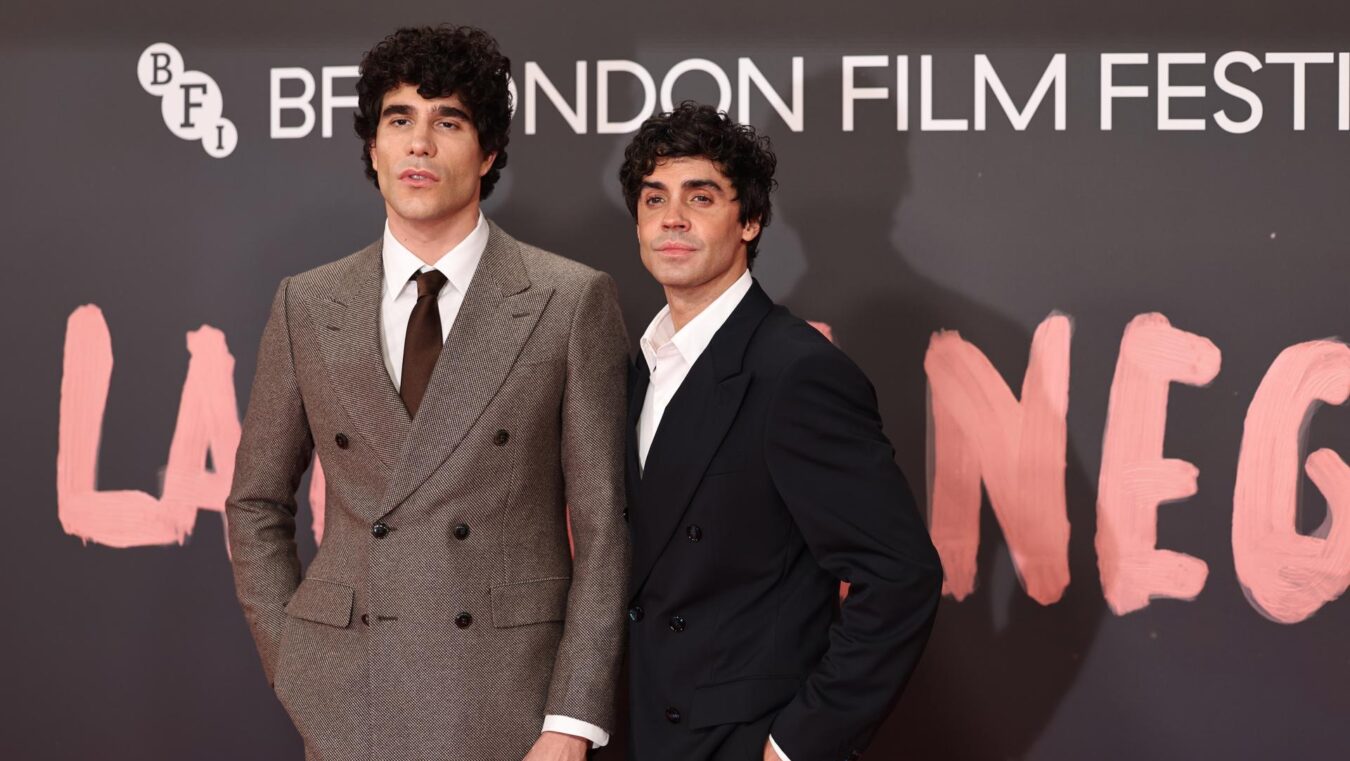 LONDON (United Kingdom), 08/10/2026.- Spanish filmmakers Javier Calvo (L) and Javier Ambrossi (R) arrive for the screening of La Bola Negra at the BFI London Film Festival 2026 in London, Britain, 08 October 2026. The 70th edition of the BFI London Film Festival runs from 07 to 18 October 2026. (Cine, Cine, Reino Unido, Londres) EFE/EPA/NEIL HALL