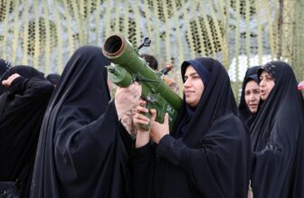 Irán
