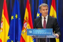 Feijóo firma su “contrato con España”: “Que la palabra de un presidente vuelva a tener valor”