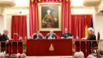 Bolaños alude, en presencia del Rey, a la erosión de las instituciones en la apertura del curso de las Reales Academias