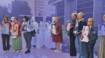 Madres y familiares de víctimas de feminicidio, como Asun Casasola, este viernes en Girona