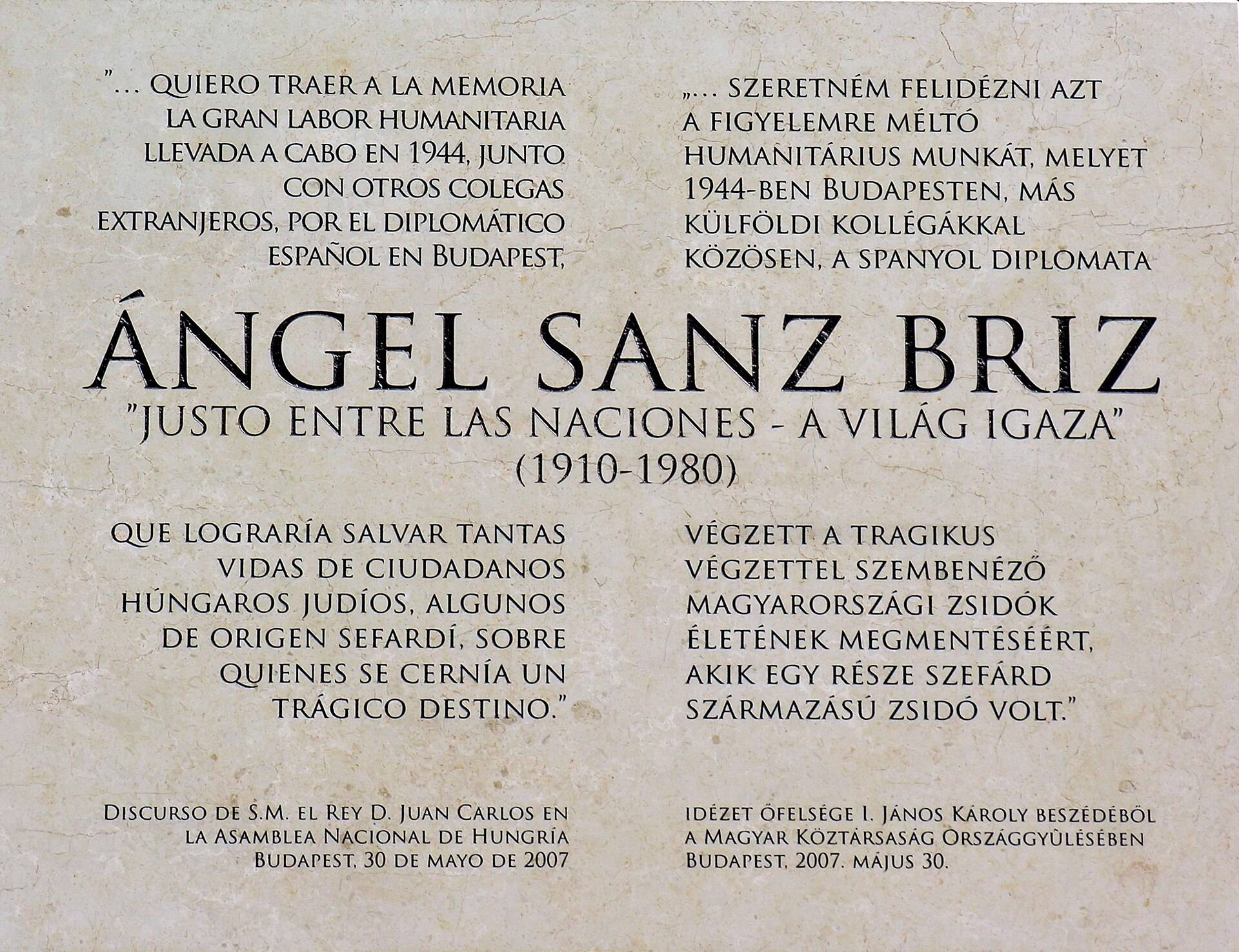 Andrea Tomé recupera a los héroes olvidados del Holocausto en 'El silencio de los justos' Andrea Tomé recupera a los héroes olvidados del Holocausto en 'El silencio de los justos'