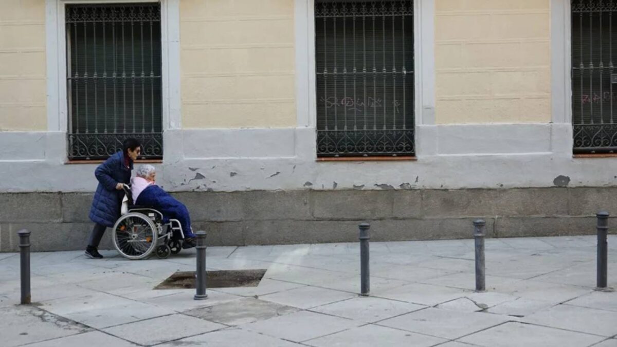 Lista de espera de la dependencia - Economía