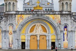 Lourdes
