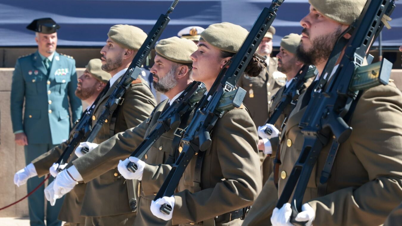 Una de las 204 mujeres de tropa de la Comandancia General de Melilla